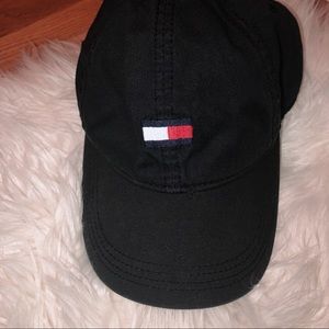 NAVY TOMMY HILFIGER VINTAGE BASEBALL CAP